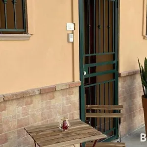 https://holiday-home-palermo.sicilyhotelsitaly.net